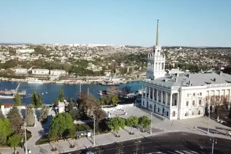 Sevastopolda hava hücumu xəbərdarlığı...