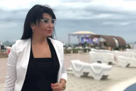Tanınmış azərbaycanlı jurnalistin - EVİ YANDI