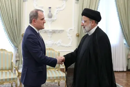 Ceyhun Bayramov Rəisini sülh gündəliyi üzrə atılan addımlar barədə məlumatlandırıb
