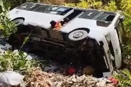 Gəncədə aşan avtobusun anbaan görüntüləri