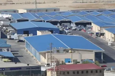 "Meyvəli" bazarı yaxınlığında ağır qəza - -ÖLƏN VAR