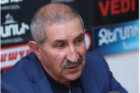 "Sülhün qoxusu gələndə Putin prosesi bitirmək istəyir" - MELKONYAN