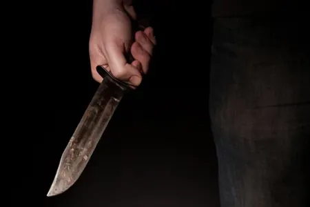 Gəncədə 33 yaşlı şəxs bıçaq xəsarətləri - alıb