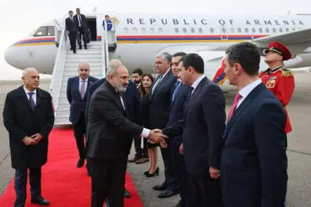 Nikol Paşinyan Gürcüstanda səfərdədir
