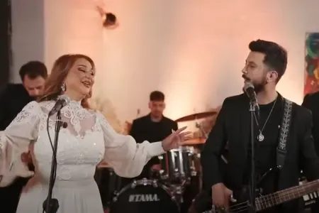 Mələkxanımla kürəkəni “Unuda bilmirəm”ə klip çəkdi - VİDEO