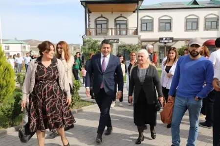 Ağalı kəndinə köç edən ailələrə mənzillərin açarı - TƏQDİM EDİLDİ