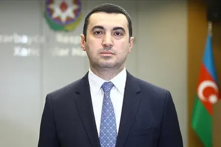 XİN sözçüsündən fransalı nazirə - CAVAB