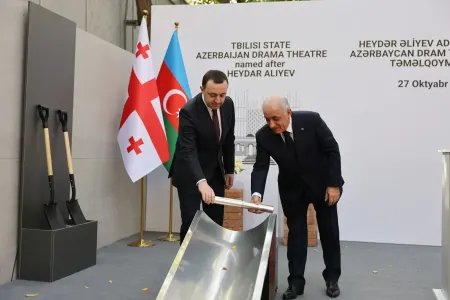 Tbilisidə Heydər Əliyev adına Azərbaycan Dram Teatrının - TƏMƏLİ QOYULDU - FOTO
