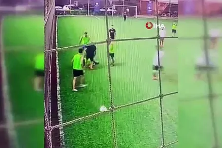 Futbol zamanı BƏDBƏXT HADİSƏ - FOTO