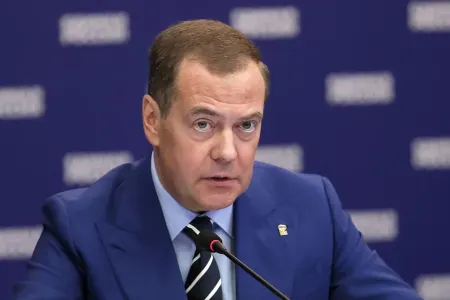 Dmitriy Medvedev: - Avropa Rusiyanının düşməninə çevrilib
