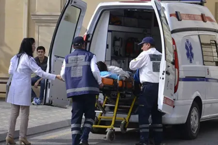 Abşeronda bıçaqlanan pakistanlının biri həyatını - İTİRDİ