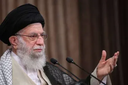Xameneidən İslam ölkələrinə təcili çağırış: - "Sizi də təhdid edir"