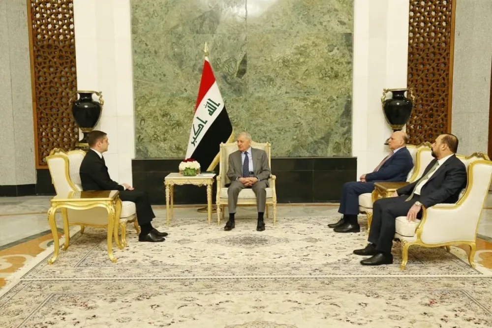 Azərbaycan səfiri etimadnaməsini İraq Prezidentinə təqdim etdi - FOTO