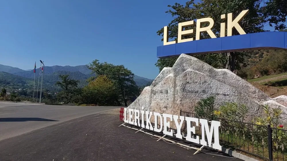 Azərbaycanda polis məmurları cərimələdi - FOTOLAR