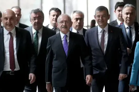 Kılıçdaroğlu belə - BİABIR OLDU - FOTO