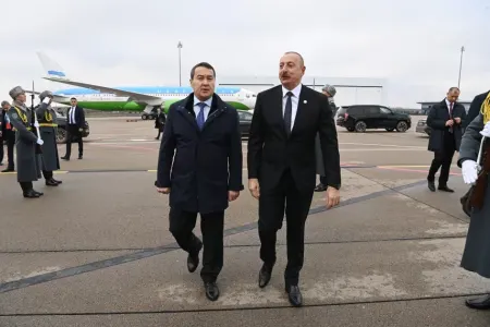 Prezidentin Qazaxıstana səfəri başa çatdı - FOTO