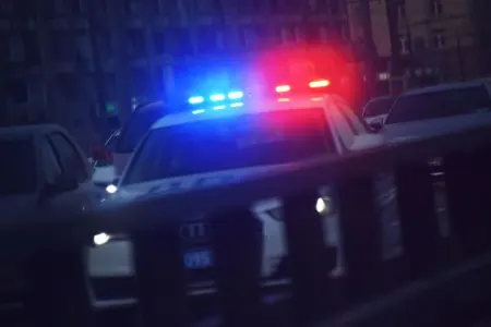 Yekaterinburqda tramvay evakuatora çırpıldı