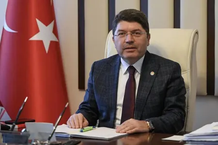 Türkiyəli nazir: - “ABŞ dünya tarixinin üz qarasıdır”