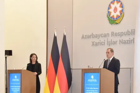 "Sülhün alternativi yoxdur" - Nazir