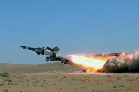 Tarixdə ilk: - İsrail ballistik raketi kosmosda vurdu