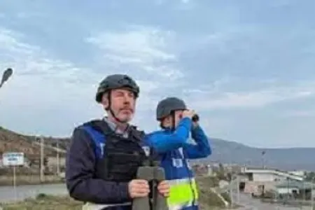 İsveç səfiri Azərbaycan sərhədinə gəldi - FOTO
