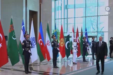Prezident ECO-nun Zirvə toplantısında çıxış etdi - VİDEO