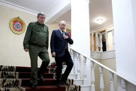 Putin Ukrayna sərhədində - FOTO