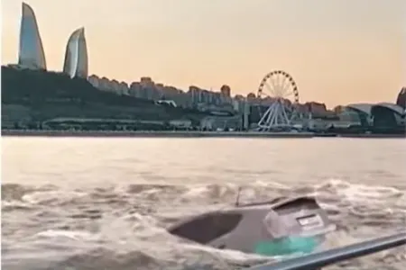 Bakıda “Prius”u dənizə “aşıran” - SİRLƏRİ AÇDI - VİDEO