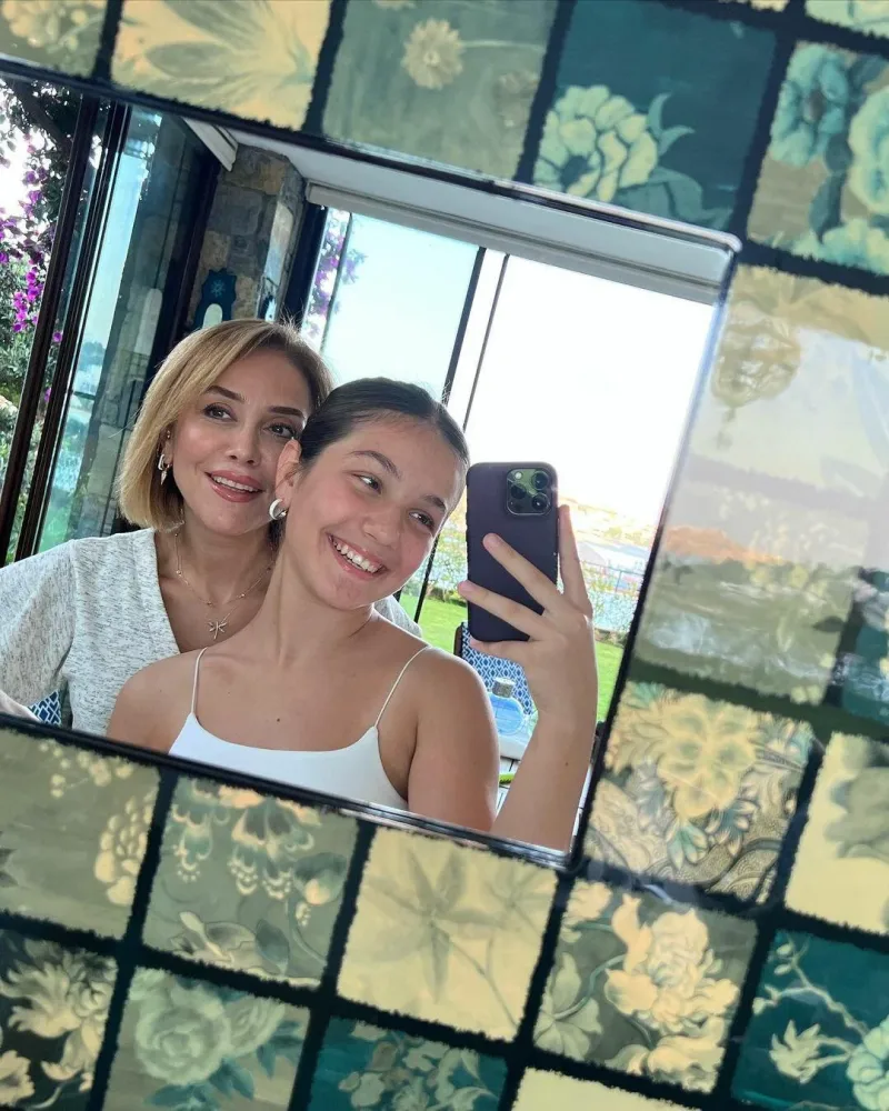 İradə İbrahimovadan MARAQLI PAYLAŞIM: - "Baxdığı pəncərini çox sevirəm"- FOTO