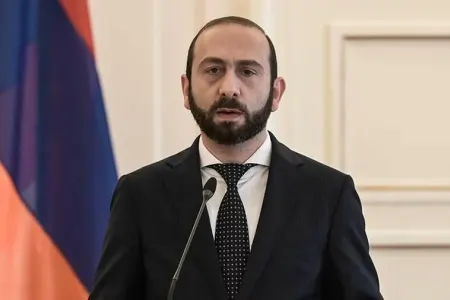 Mirzoyan Britaniyaya gedir: - masada nələr var?