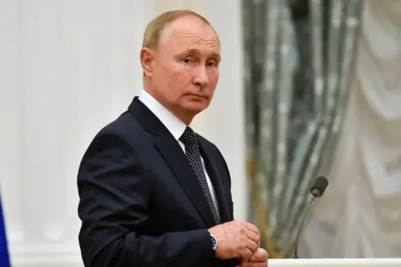 Kremldən Putinin namizədliyinə münasibət: - "Qərar verilməyib"