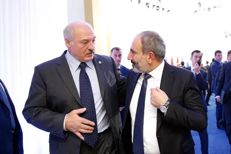 "Tələsmə, Paşinyan!" - Lukaşenkodan SƏRT REAKSİYA
