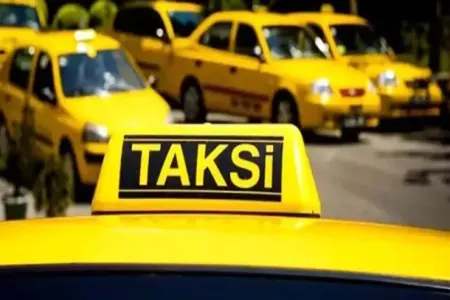Taksi sürücüsünü sükan arxasında öldürdülər