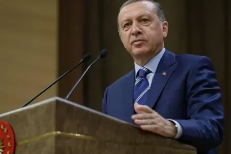 Ərdoğanın mühafizəçisi onu BELƏ XİLAS ETDİ - ANBAAN VİDEO