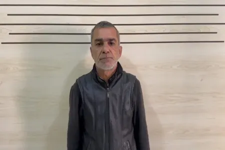 Qadına qarşı quldurluq edən şəxs - SAXLANILDI
