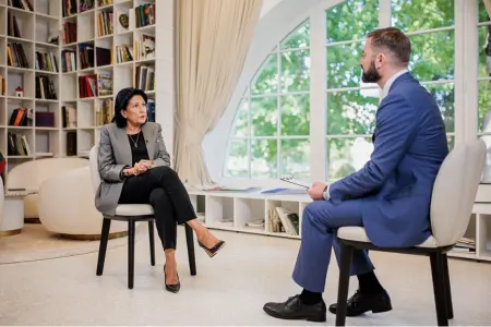 Prezidentdən İvanişvili barədə kəskin açıqlama: - "O, Rusiyada sərvət toplayan oliqarxdır"