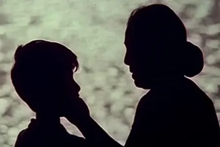 Azərbaycanda dəhşət... - 23 yaşlı oğlan anasını boğub ÖLDÜRÜ