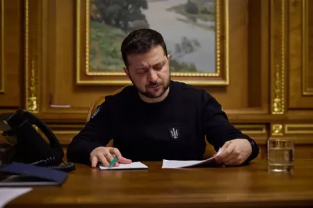 Zelenski onu vəzifəsindən azad etdi