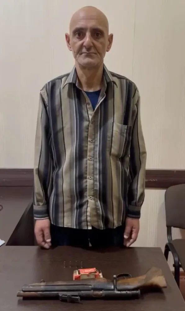 Bakıda silah satmaq istəyən şəxs tutuldu - FOTO
