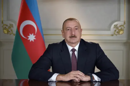 İlham Əliyev Oman Sultanını təbrik etdi - VİDEO