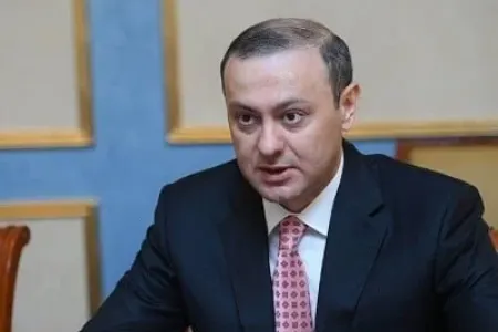 "Sülh müqaviləsinin imzalanmasında maraqlıyıq" - Qriqoryan