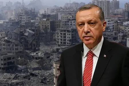 "İsrail tərəfindən dağılmış şəhəri bərpa etməliyik" - VİDEO