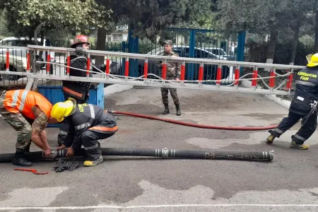 Bakıdakı yanğında işçilər də - XƏSARƏT ALDI