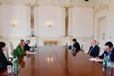 İlham Əliyev Tatyana Molçanı qəbul etdi - FOTO