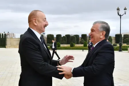 Prezident özbəkistanlı həmkarı ilə görüşdü - FOTO