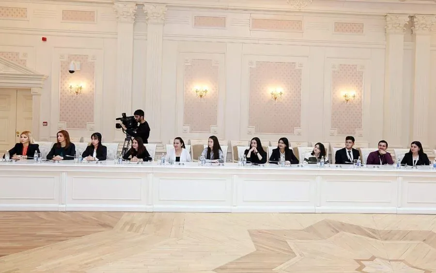 Ali Məhkəmə və MEDİA tələbələr üçün seminar keçirdi - – FOTOLAR