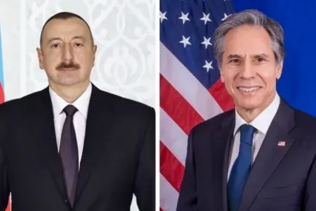 İlham Əliyev ABŞ Dövlət katibinin qarşısına ŞƏRT - QOYDU - VİDEO