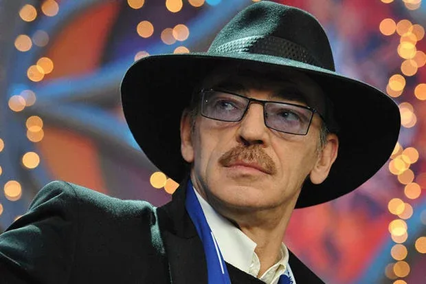 Məşhur aktyor infarkt keçirdi: - Reanimasiyaya yerləşdirildi - FOTO