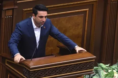 "Sülh üçün hər şeyi edəcəm, azərbaycanlılarla yaşamaq istəməyən ürəksizlər isə..." - Simonyan