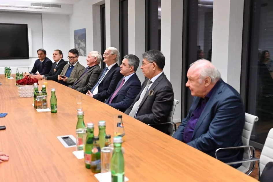 Berlin şəhərində sülh təşəbbüslərindən danışıldı - FOTO